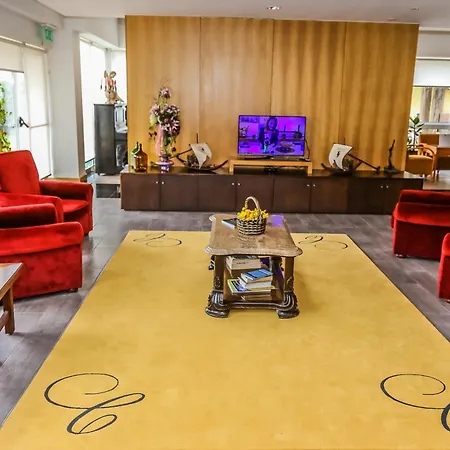 Otel Columbano