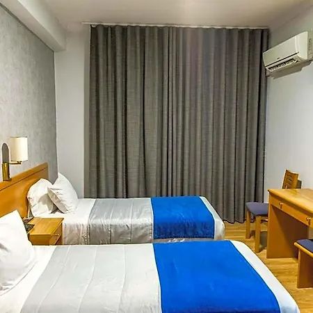 Otel Columbano 3*