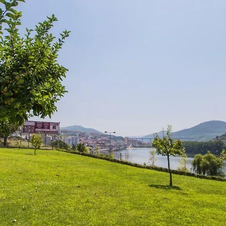 Columbano Otel 3*
